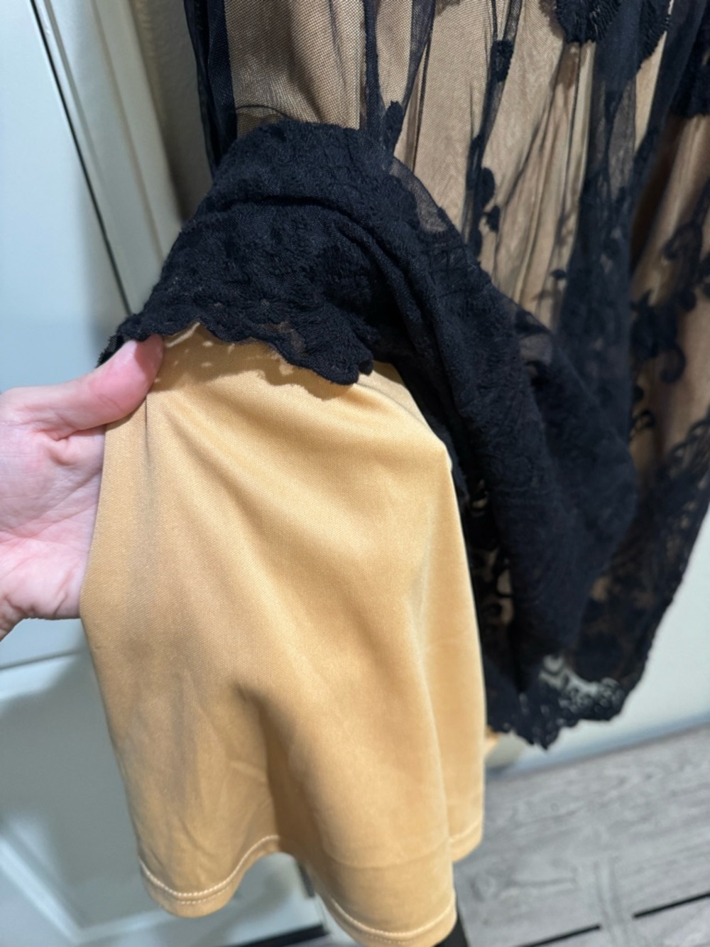 🩶 Lapis Lace Midi Skirt - Picture 4 of 6